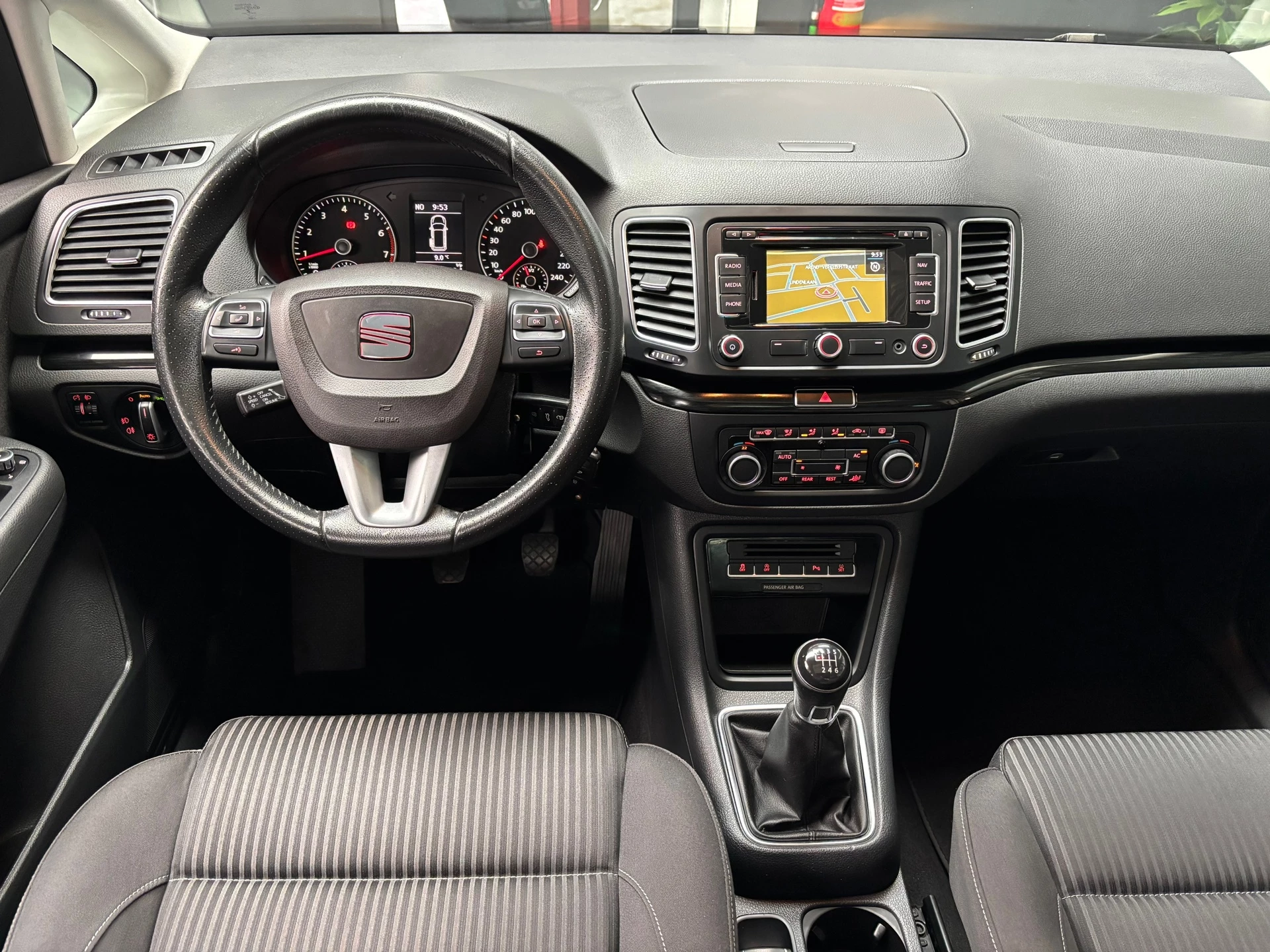 Hoofdafbeelding SEAT Alhambra