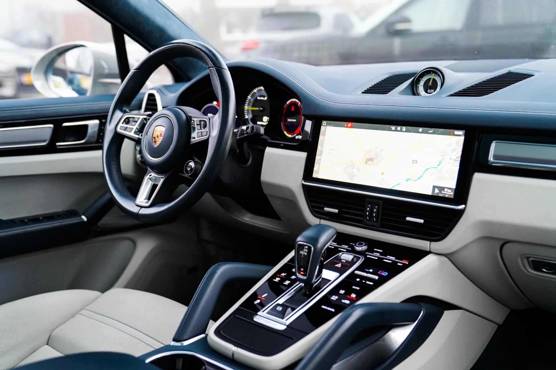 Hoofdafbeelding Porsche Cayenne