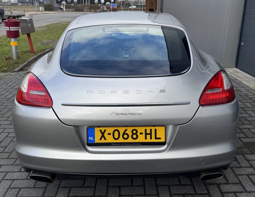 Hoofdafbeelding Porsche Panamera