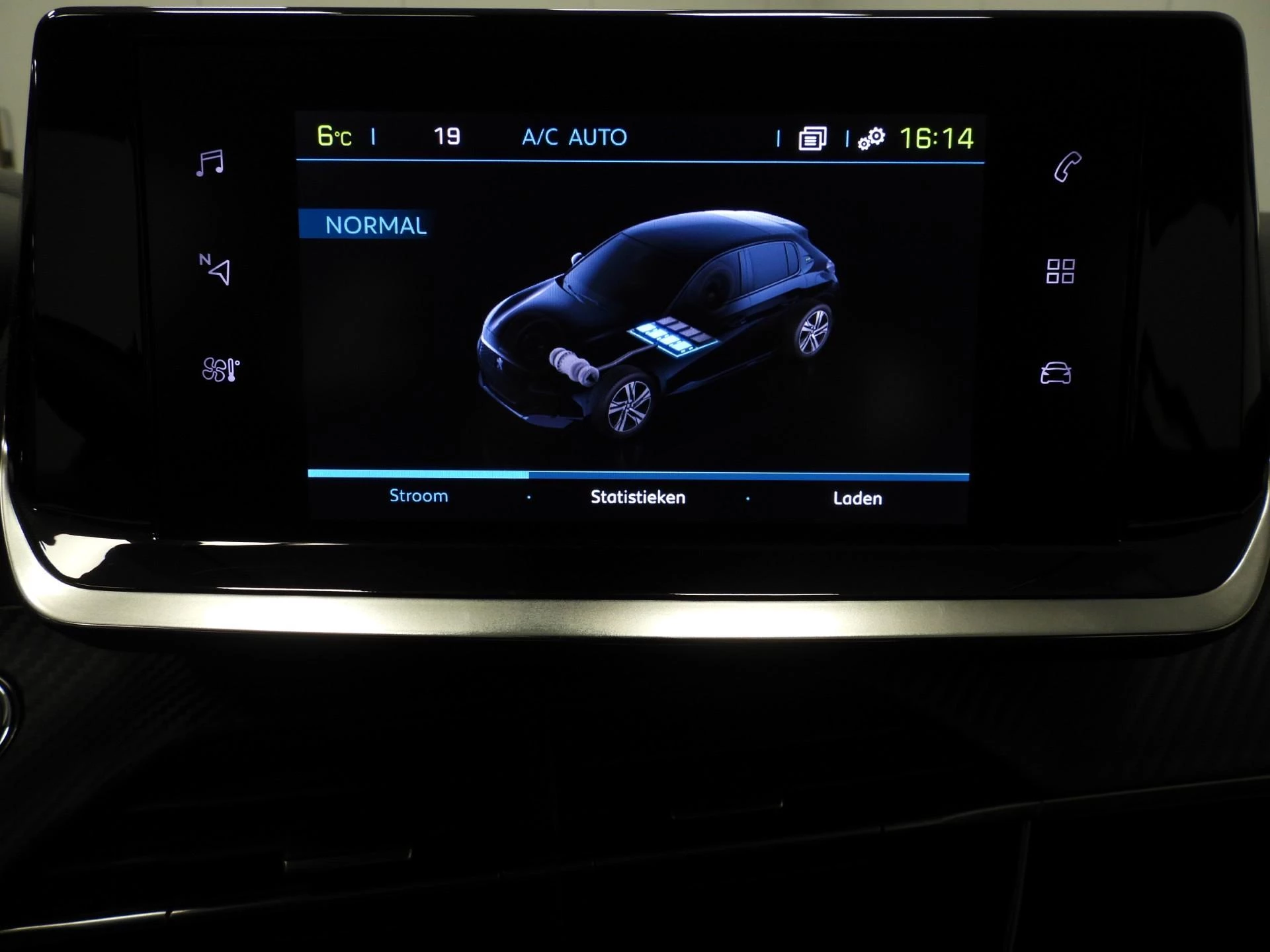 Hoofdafbeelding Peugeot e-208