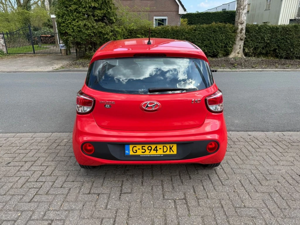 Hoofdafbeelding Hyundai i10