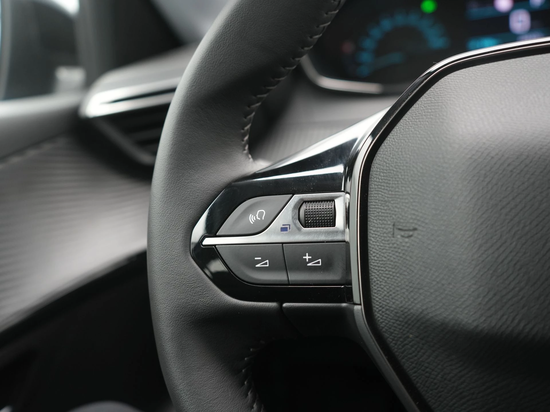 Hoofdafbeelding Peugeot e-208