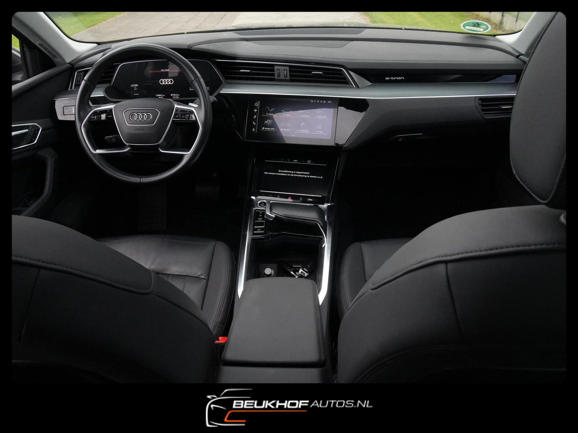 Hoofdafbeelding Audi e-tron