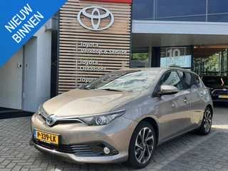 Toyota Auris 1.8 Hybrid Lease Pro