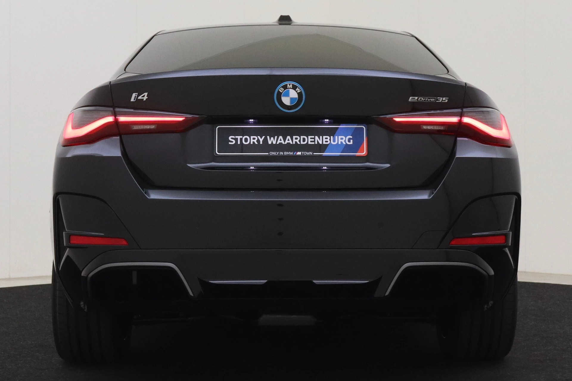 Hoofdafbeelding BMW i4