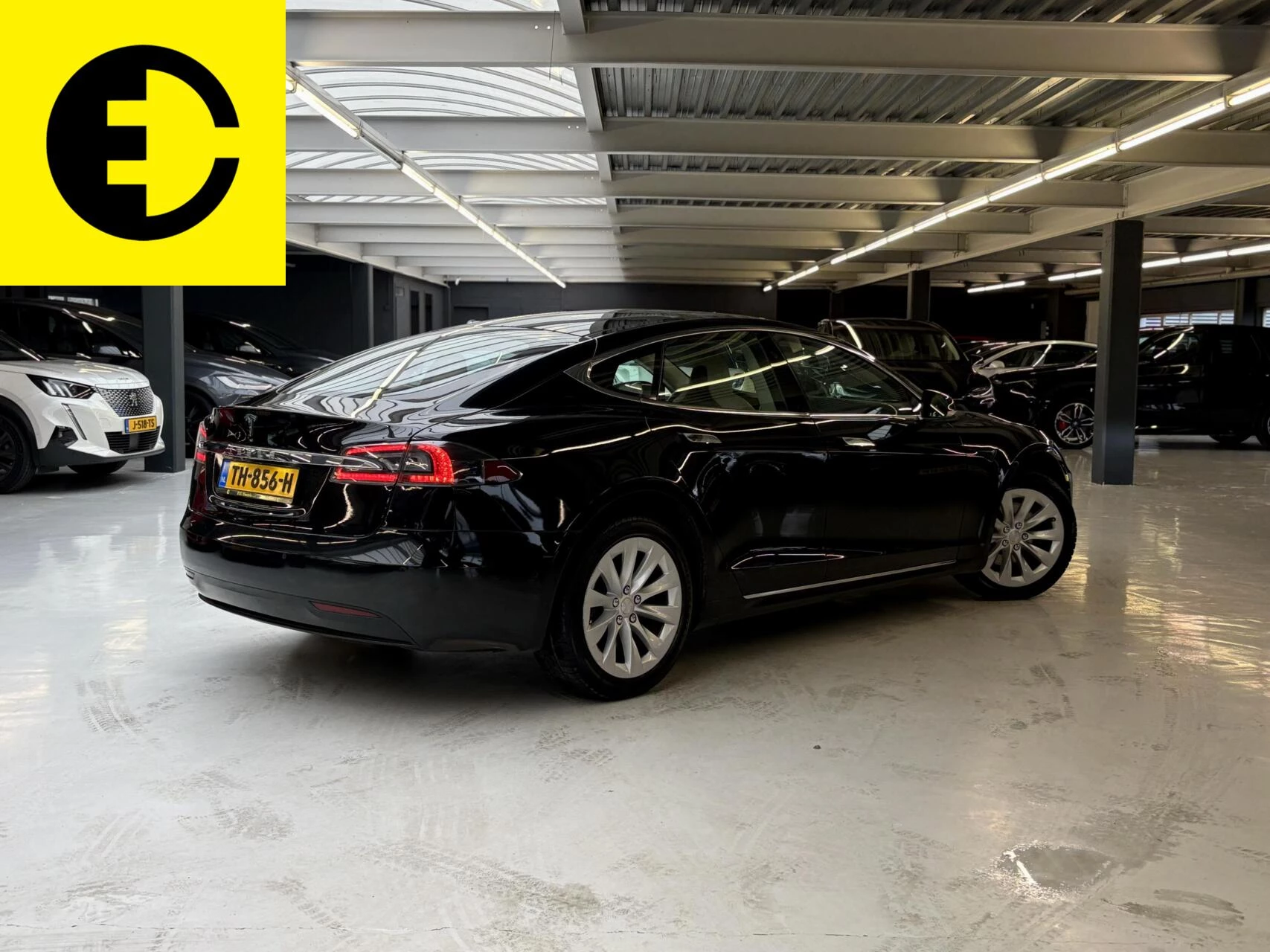 Hoofdafbeelding Tesla Model S