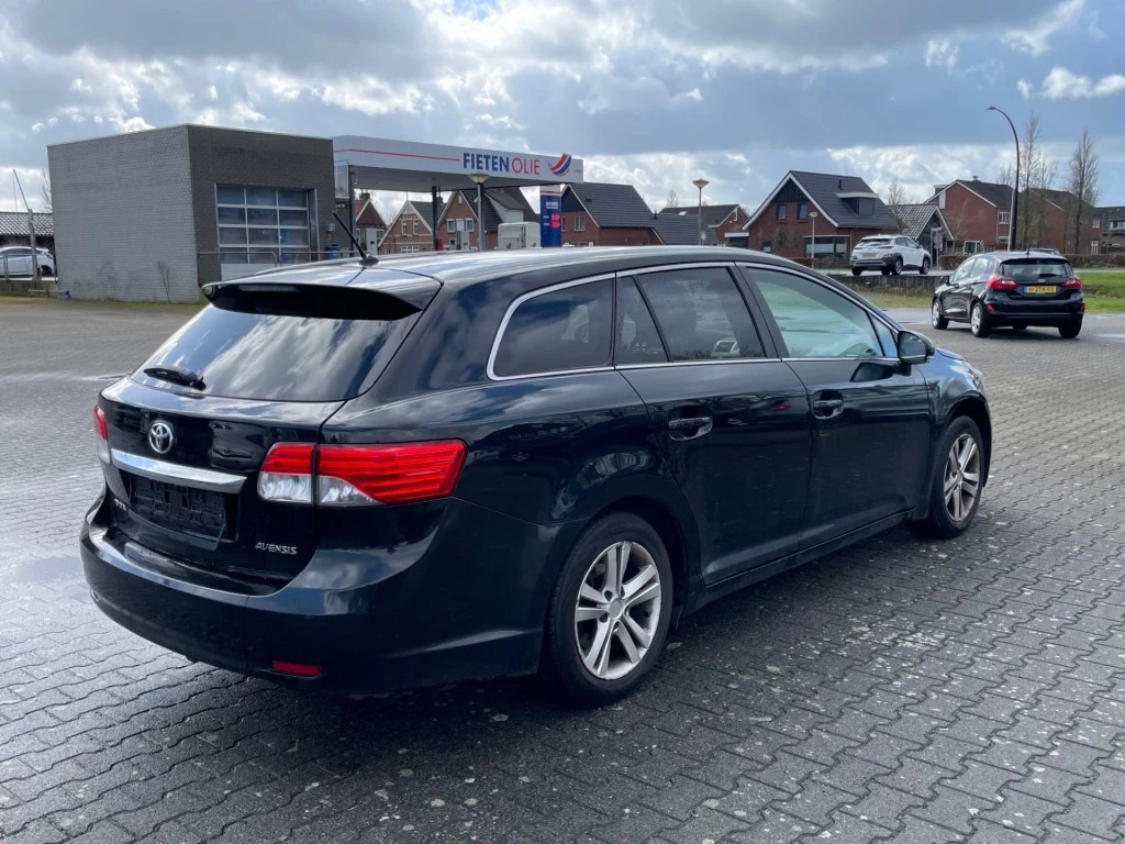 Hoofdafbeelding Toyota Avensis