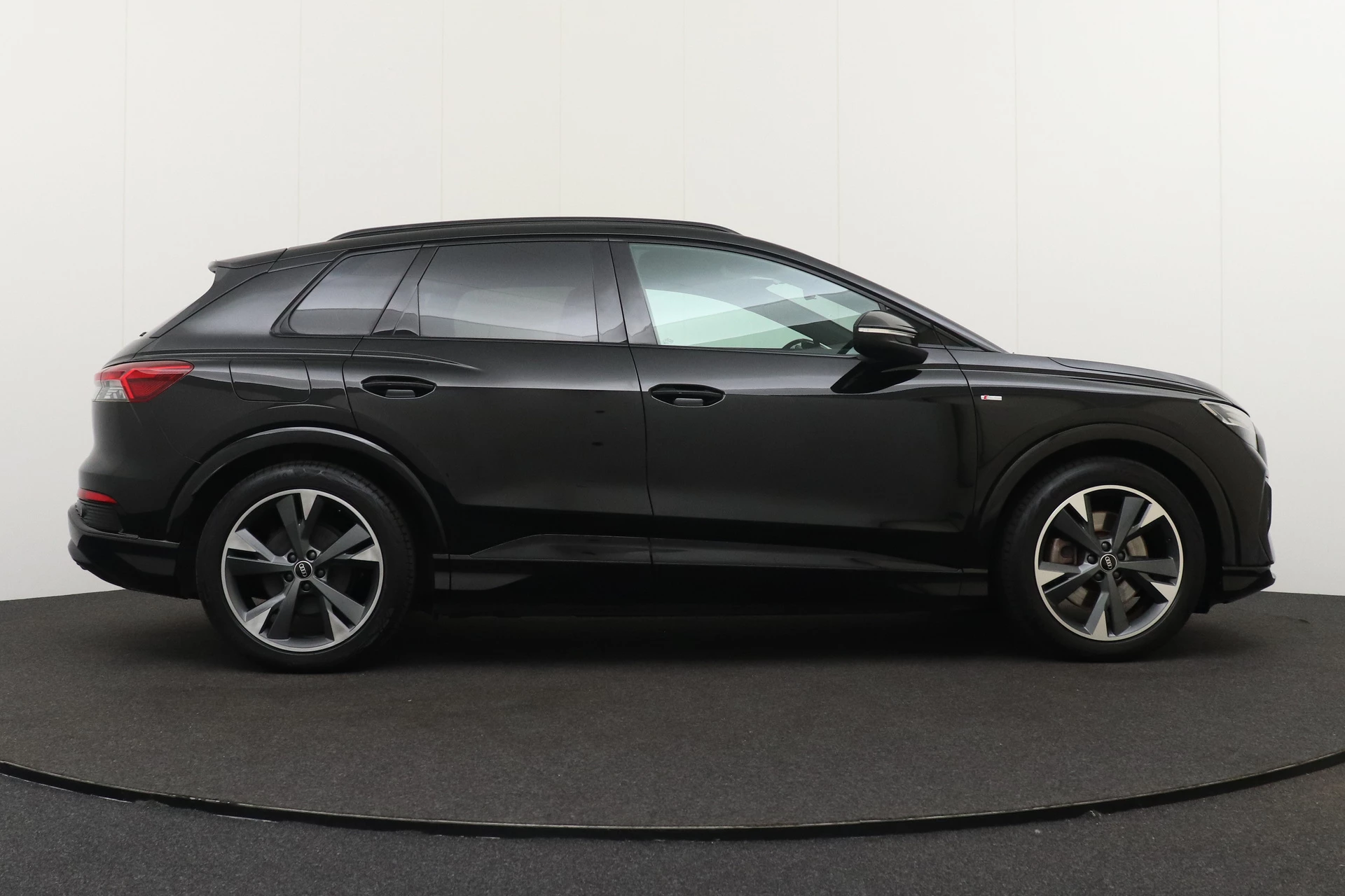 Hoofdafbeelding Audi Q4 e-tron