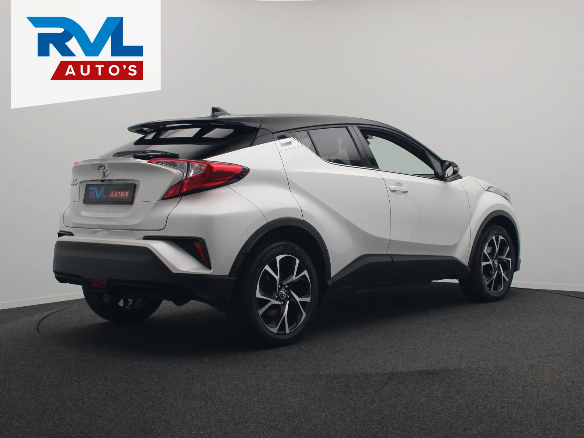 Hoofdafbeelding Toyota C-HR