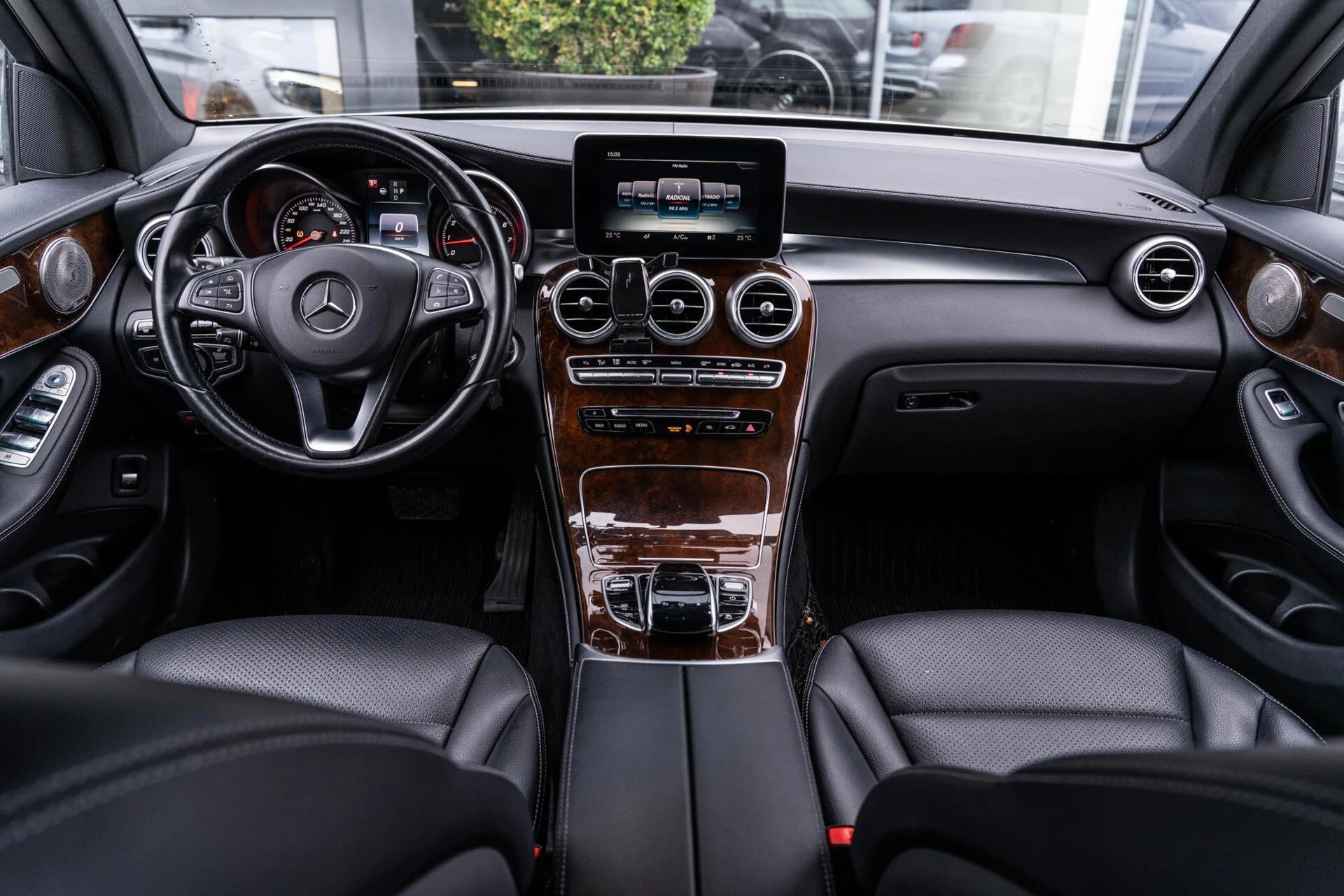 Hoofdafbeelding Mercedes-Benz GLC
