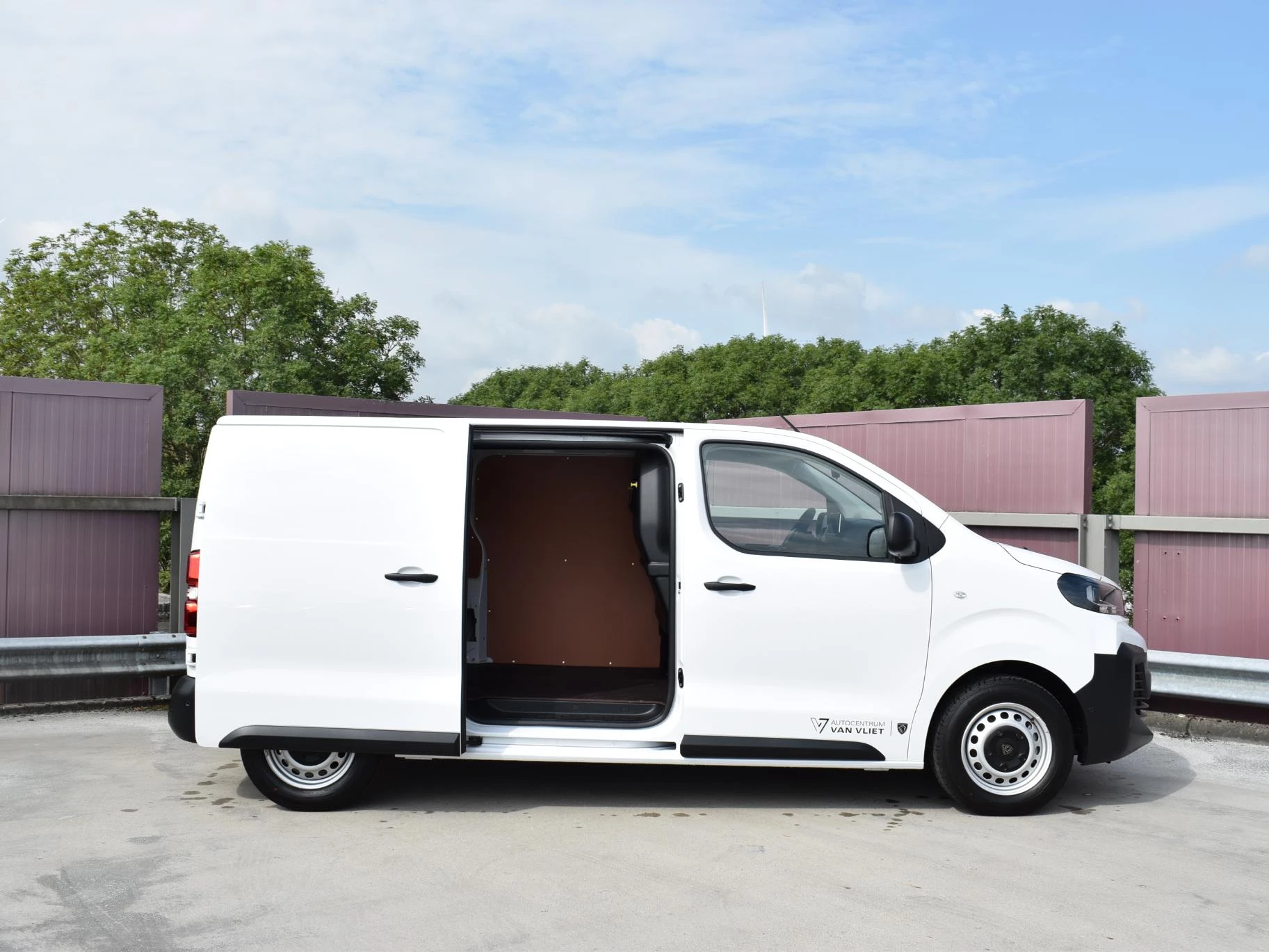Hoofdafbeelding Peugeot e-Expert