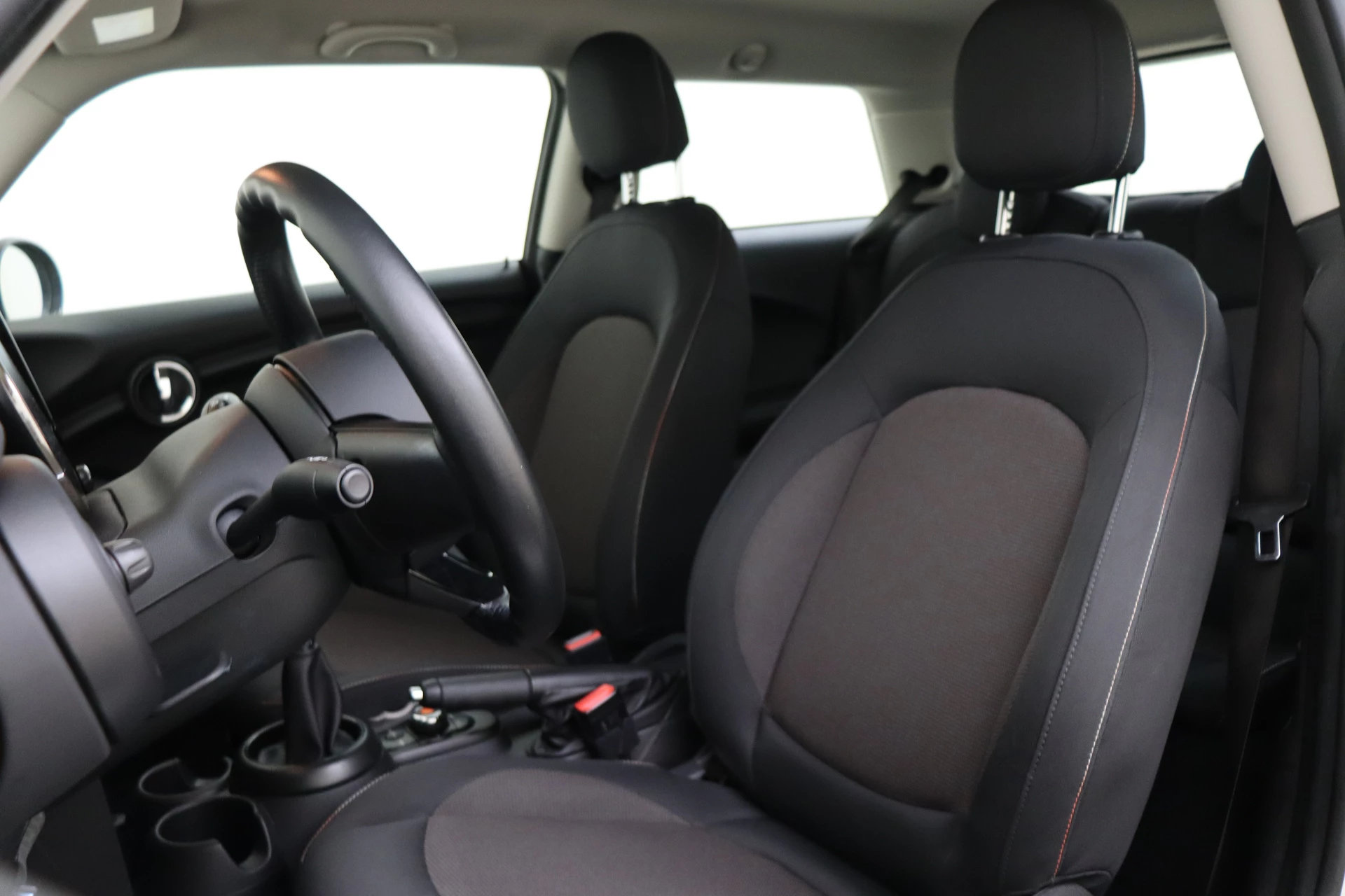 Hoofdafbeelding MINI One