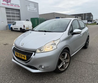 Peugeot 208 1.2 VTi 5-DRS Airco Cruise/BT/AUX Scherm Velgen