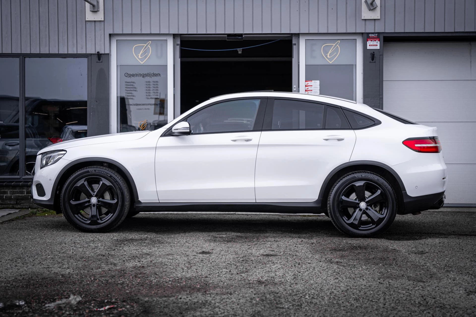 Hoofdafbeelding Mercedes-Benz GLC