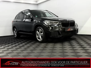 BMW X1 M-Sport sDrive20i High Executive Leder, Navi, Parkeersensoren, Head-up display, Elektrische achterklep, Keyless start, Stoelverwarming