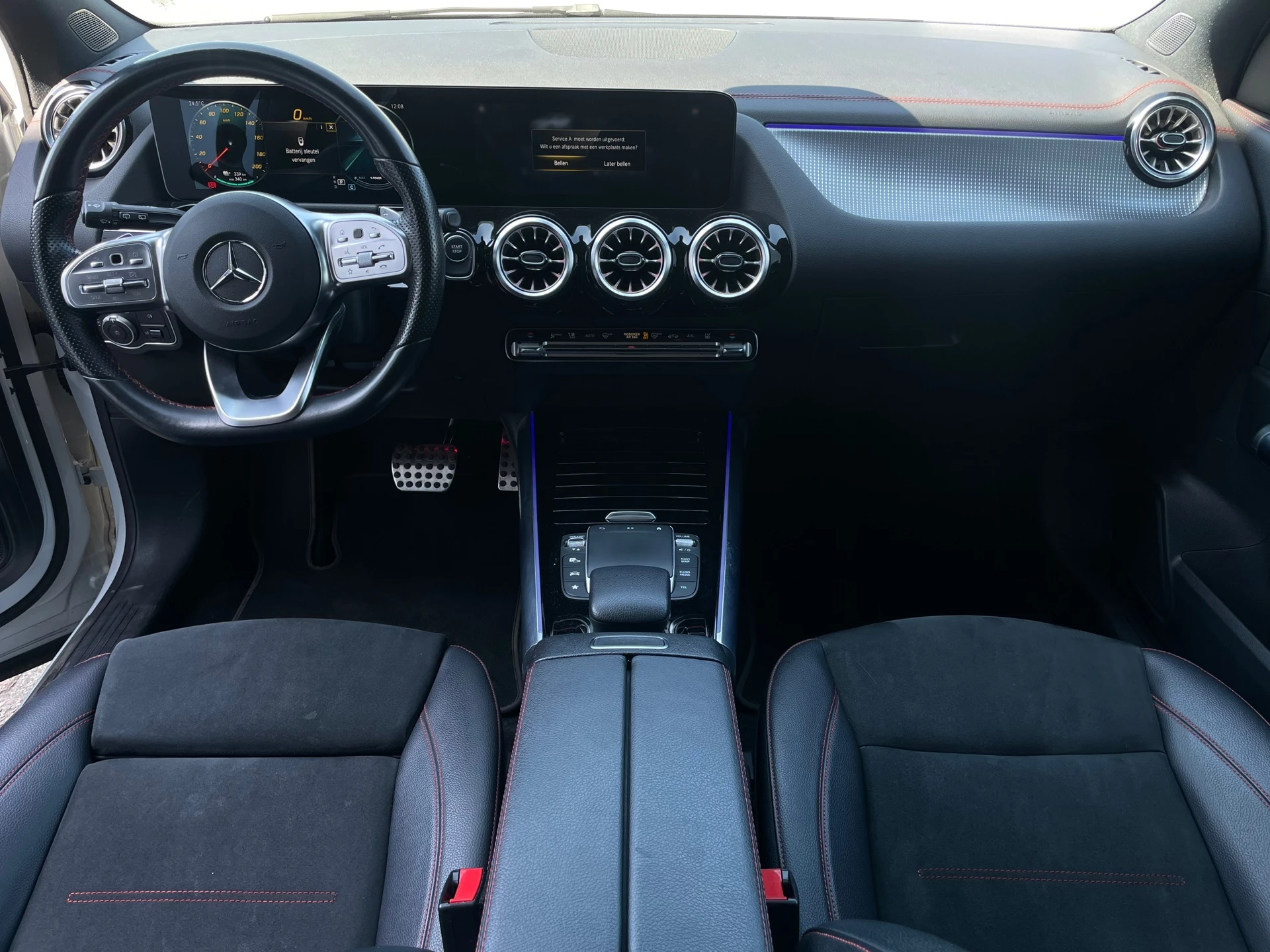 Hoofdafbeelding Mercedes-Benz EQA