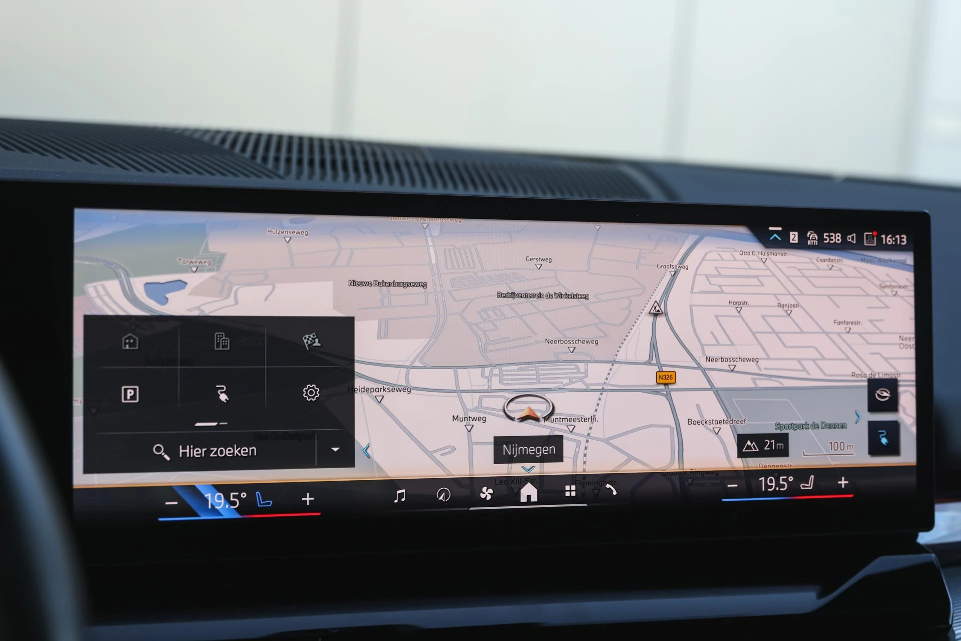 Hoofdafbeelding BMW i5