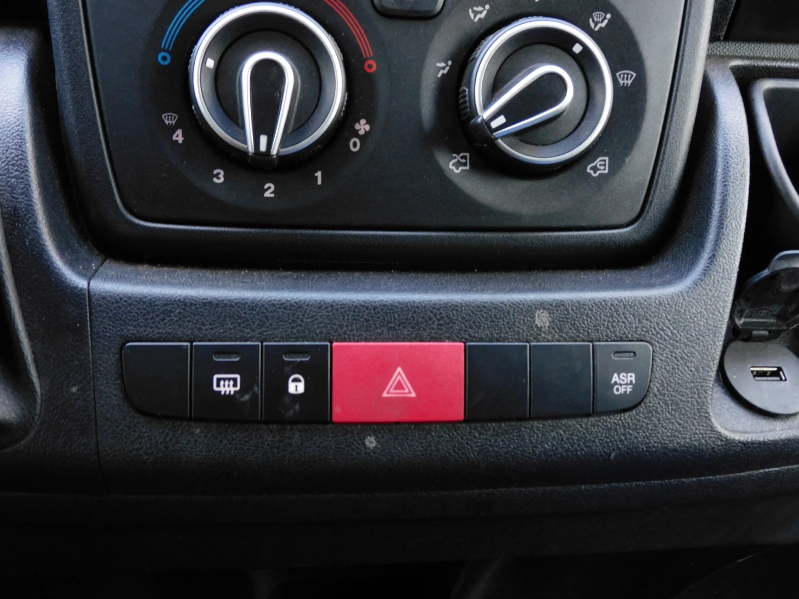 Hoofdafbeelding Peugeot Boxer