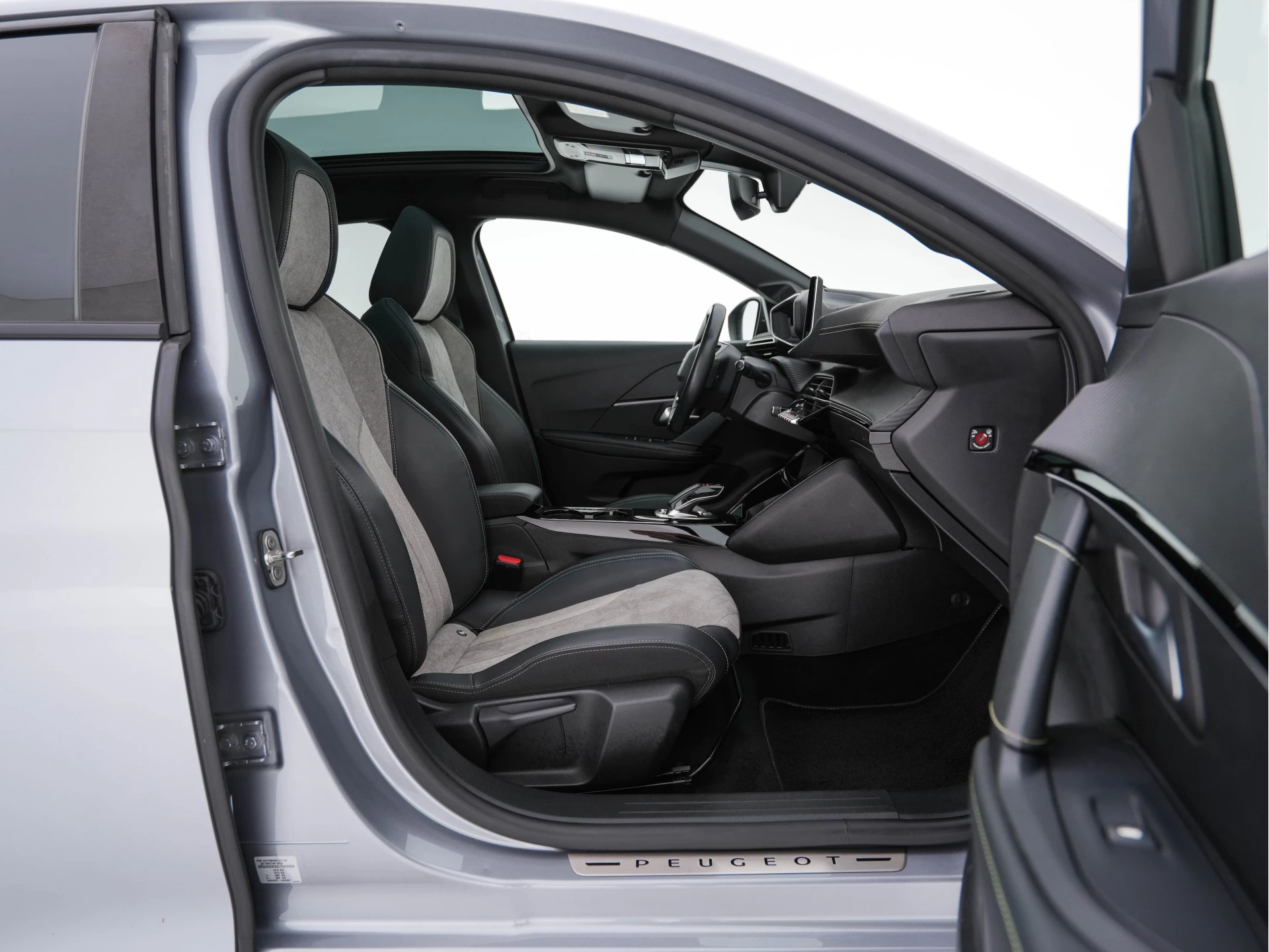 Hoofdafbeelding Peugeot e-208