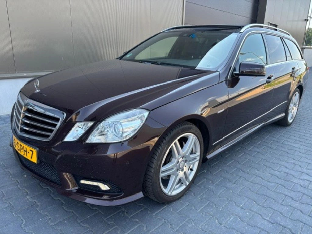 Hoofdafbeelding Mercedes-Benz E-Klasse