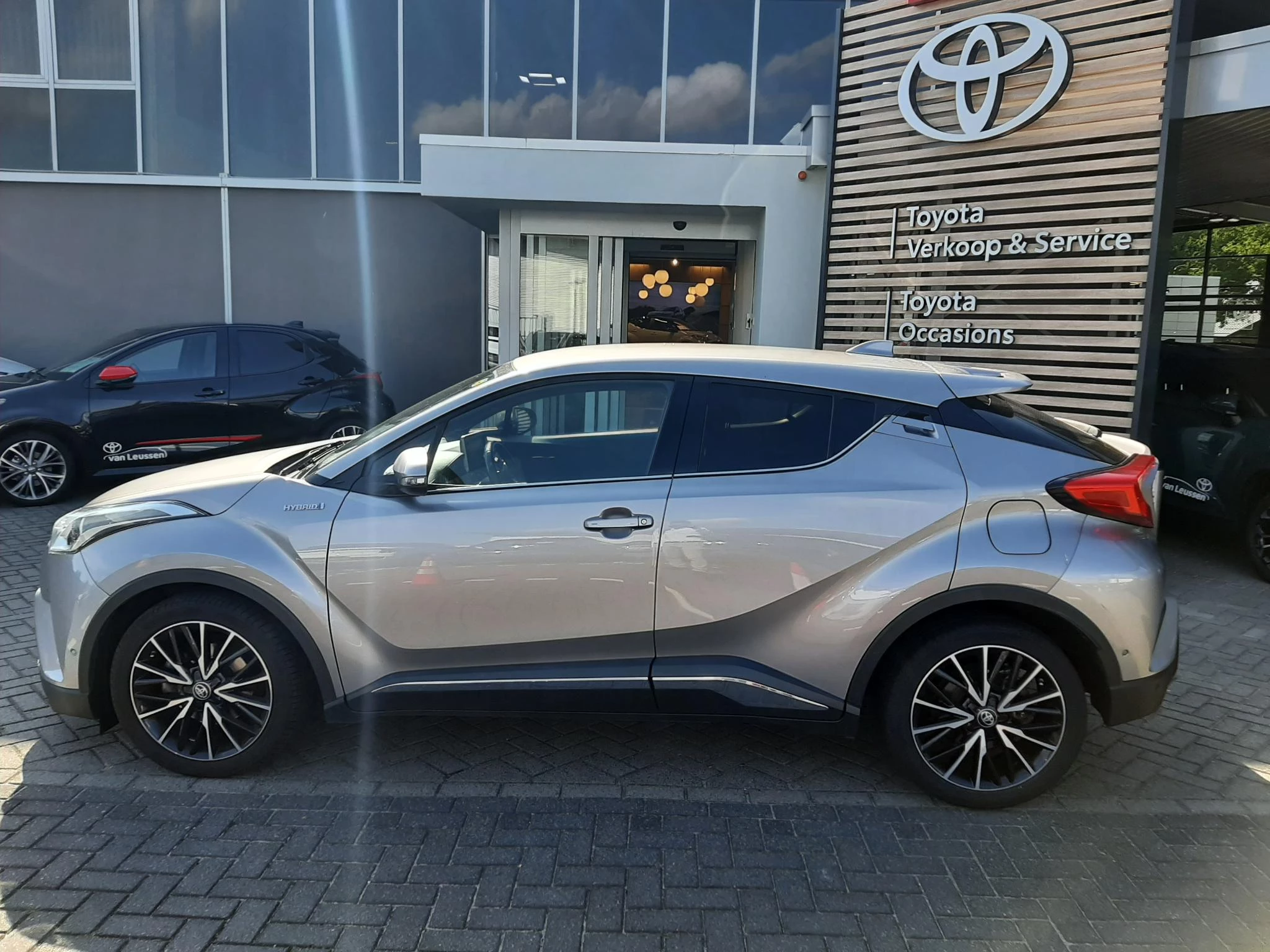 Hoofdafbeelding Toyota C-HR