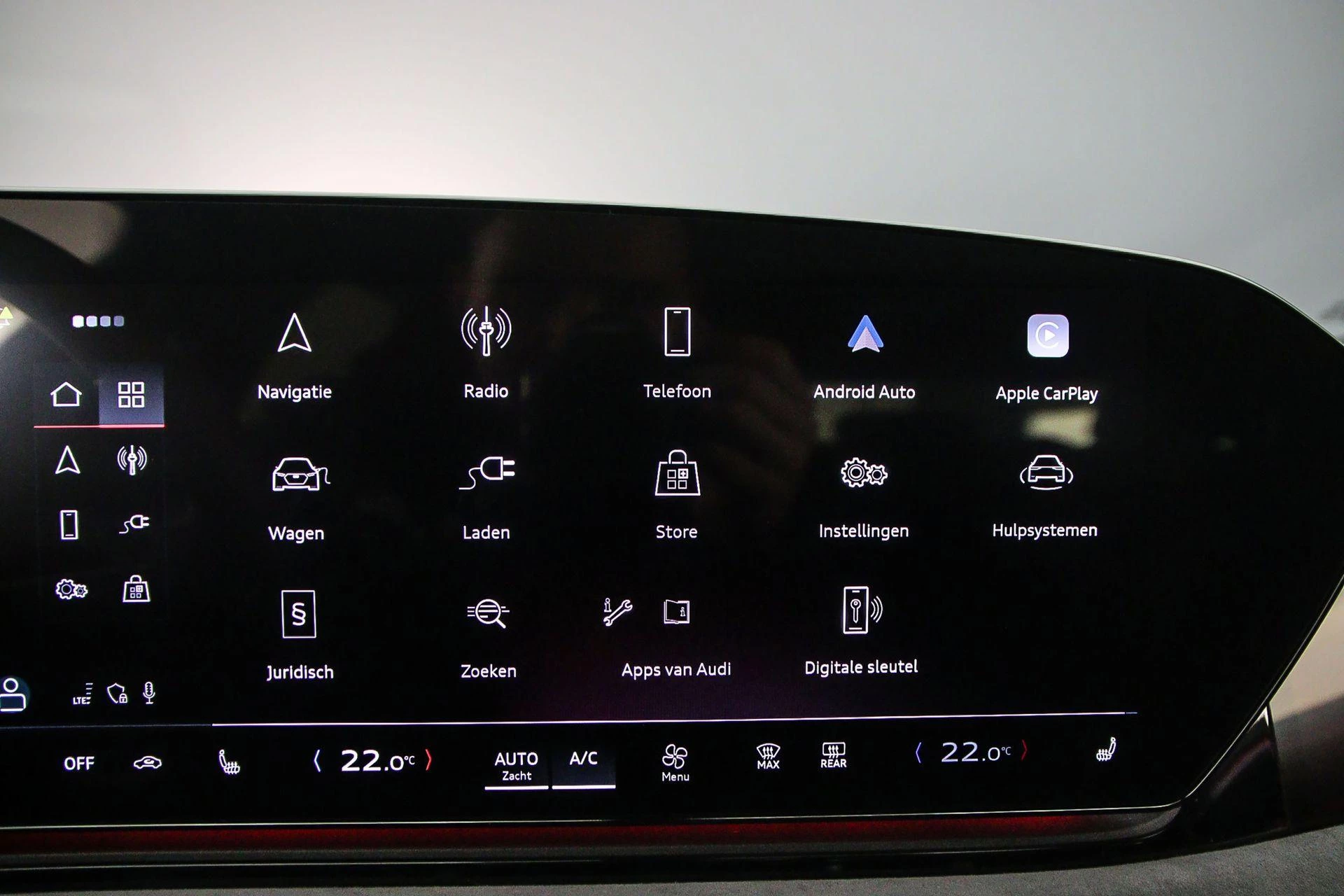 Hoofdafbeelding Audi A6 Avant e-tron