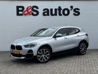 BMW X2 XDrive25e High Executive M-pakket Sfeer Harman/kardon Leder Carplay Head up Led
