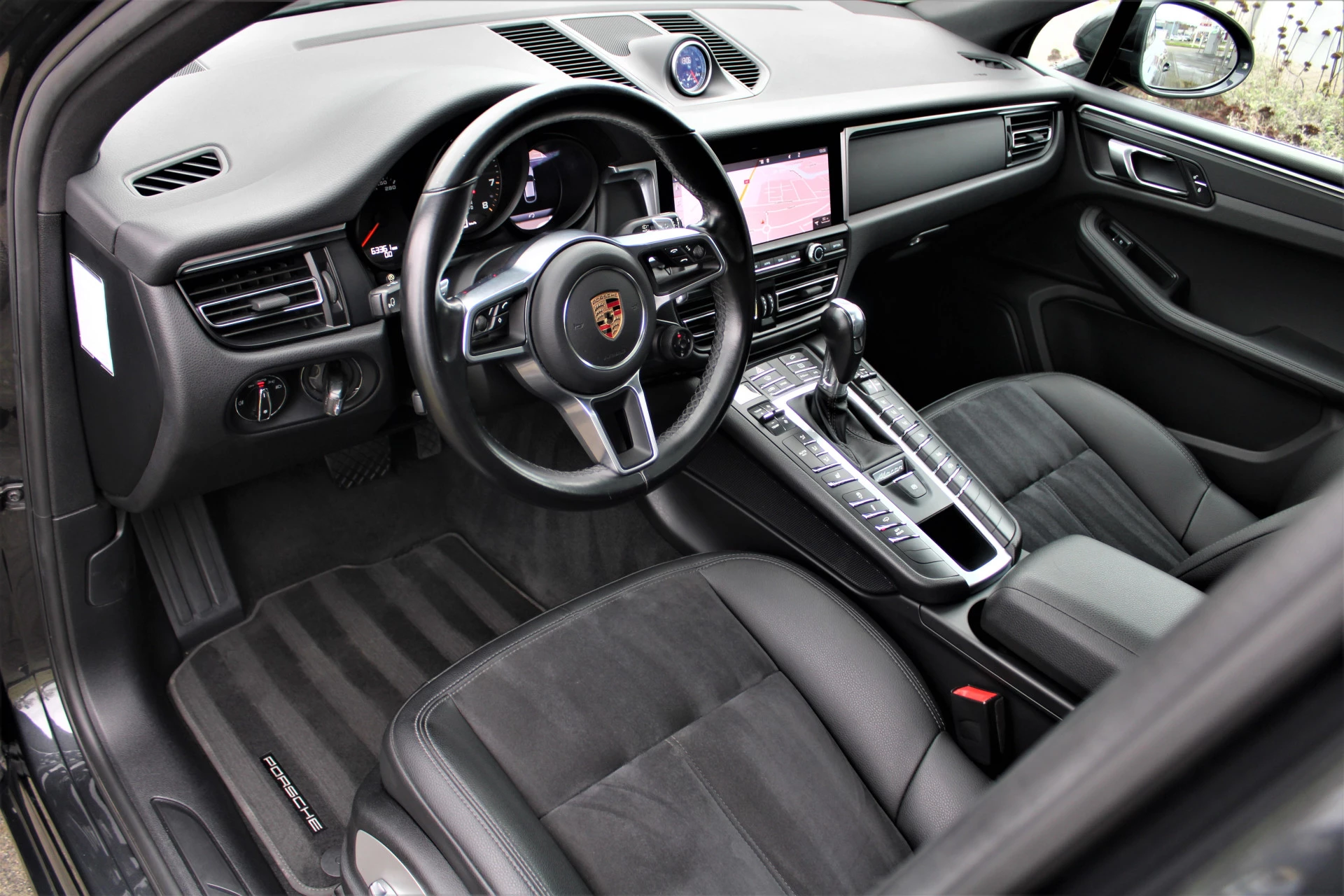 Hoofdafbeelding Porsche Macan