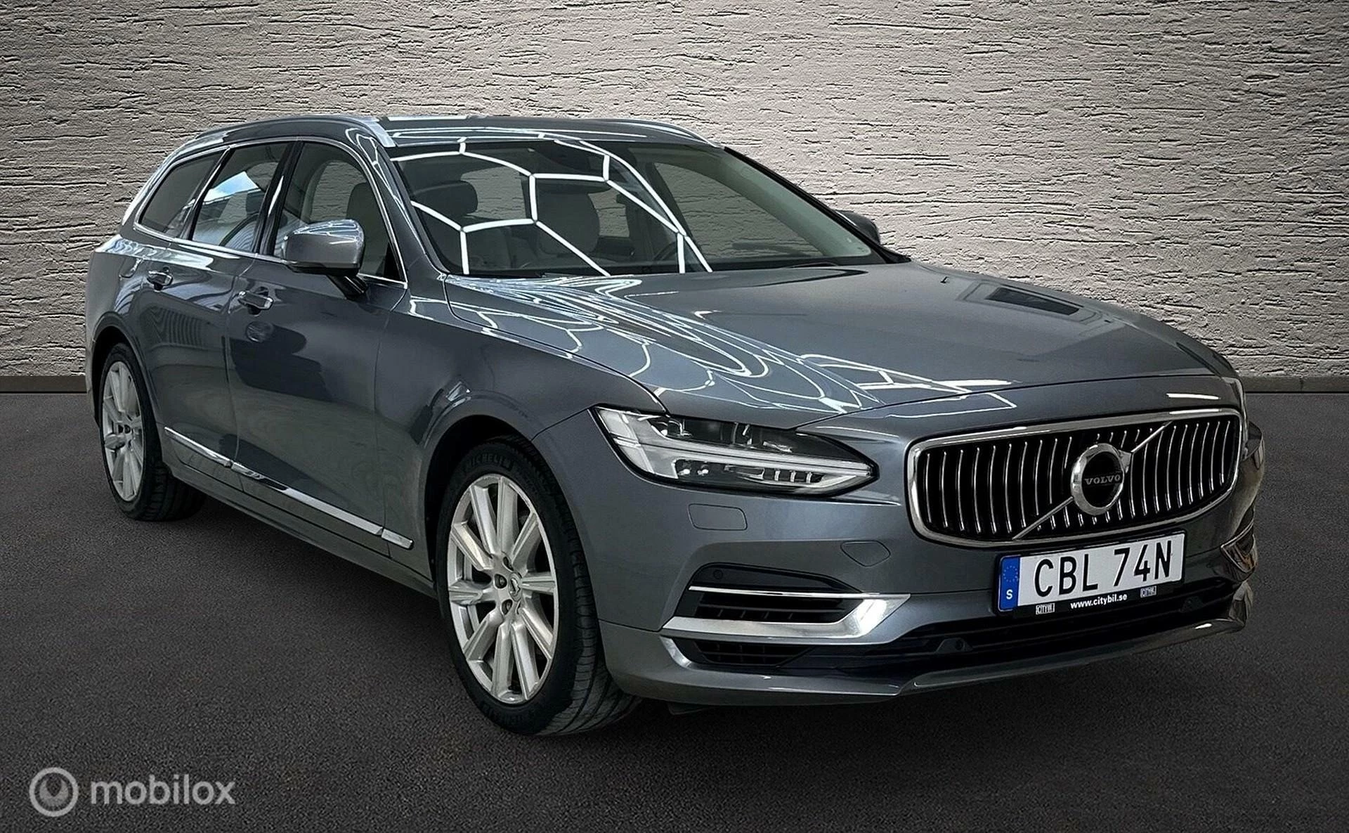 Hoofdafbeelding Volvo V90