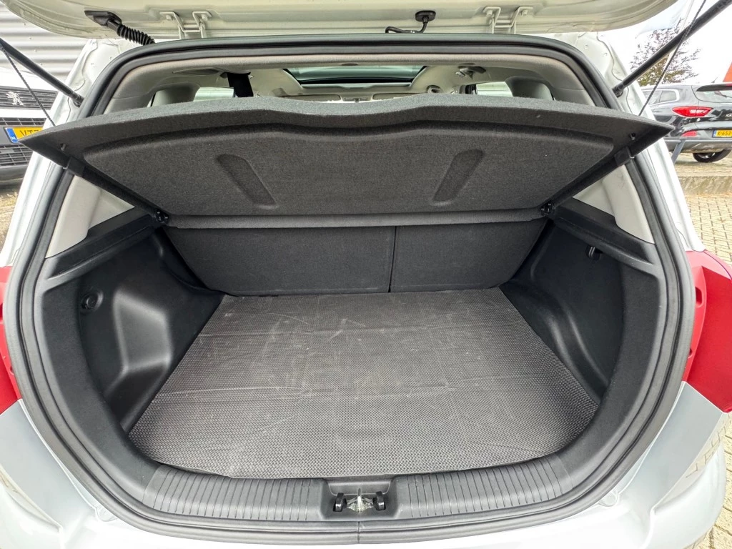Hoofdafbeelding Kia Venga
