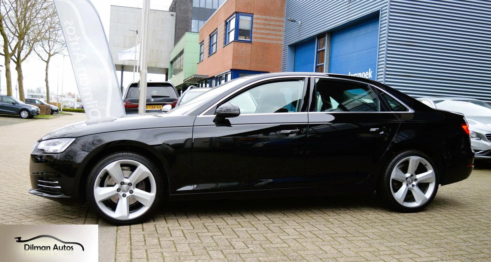 Hoofdafbeelding Audi A4