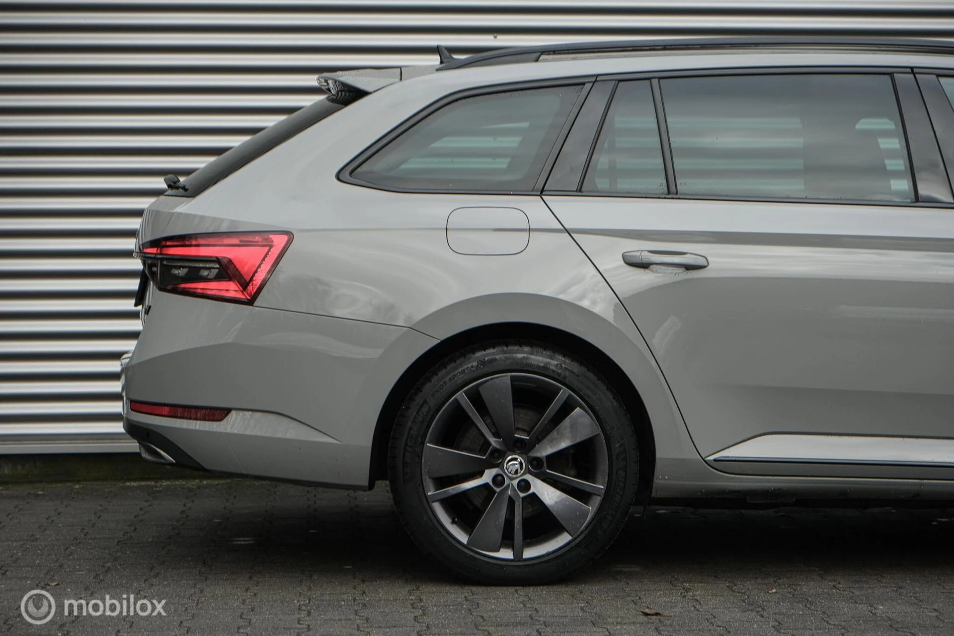 Hoofdafbeelding Škoda Superb