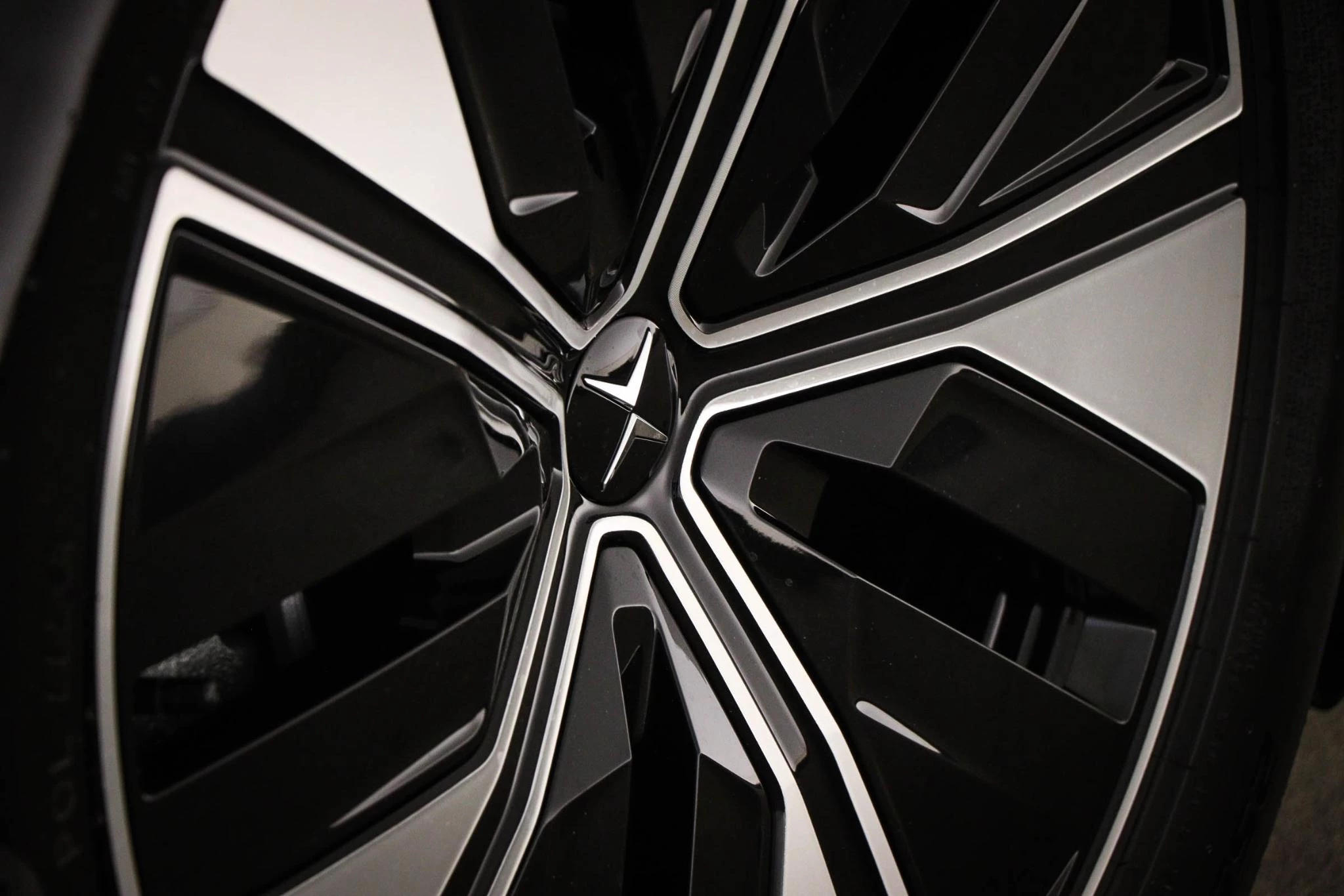 Hoofdafbeelding Polestar 4