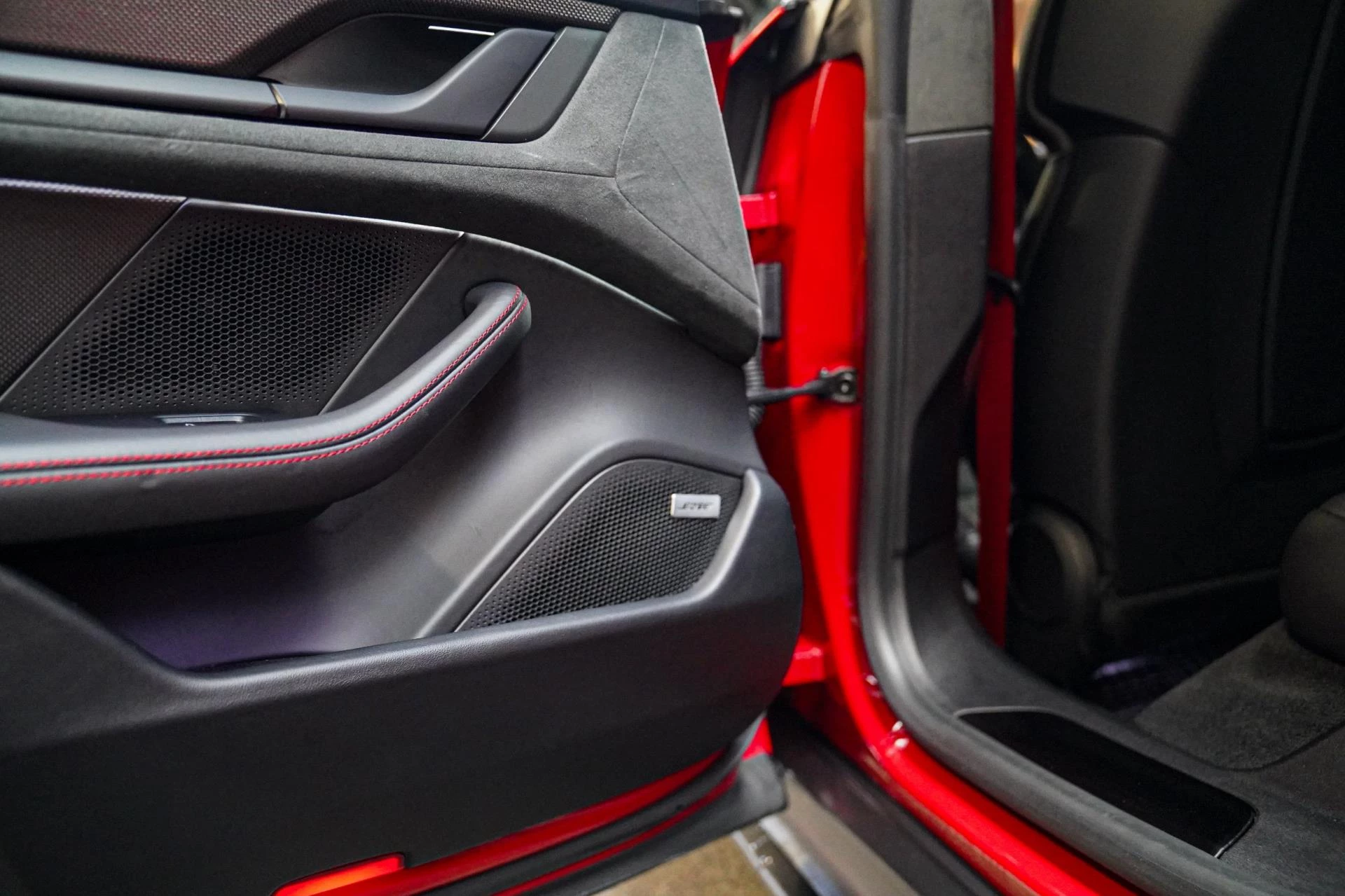 Hoofdafbeelding Porsche Taycan