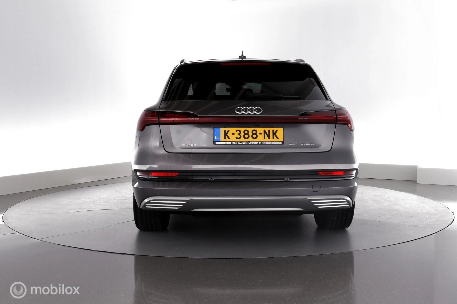 Hoofdafbeelding Audi e-tron