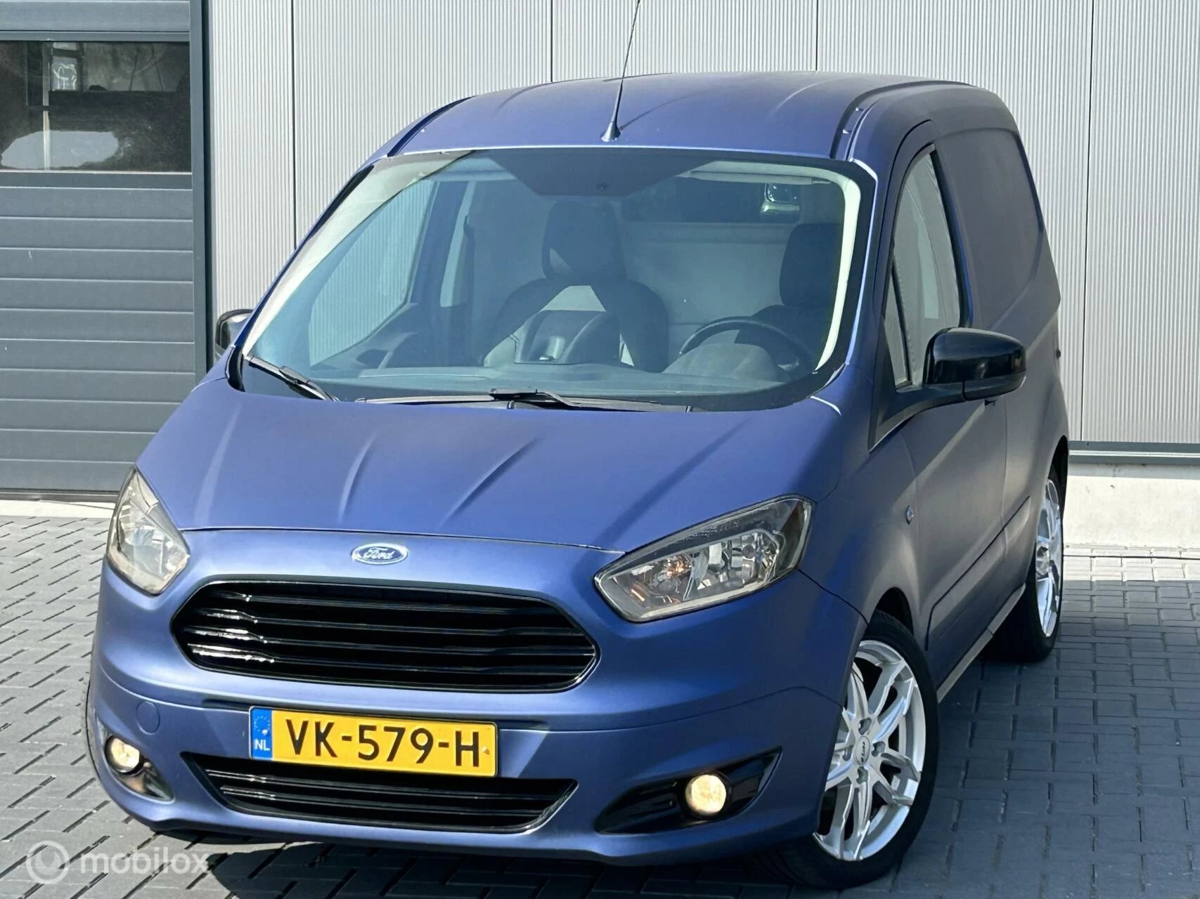 Hoofdafbeelding Ford Transit Courier