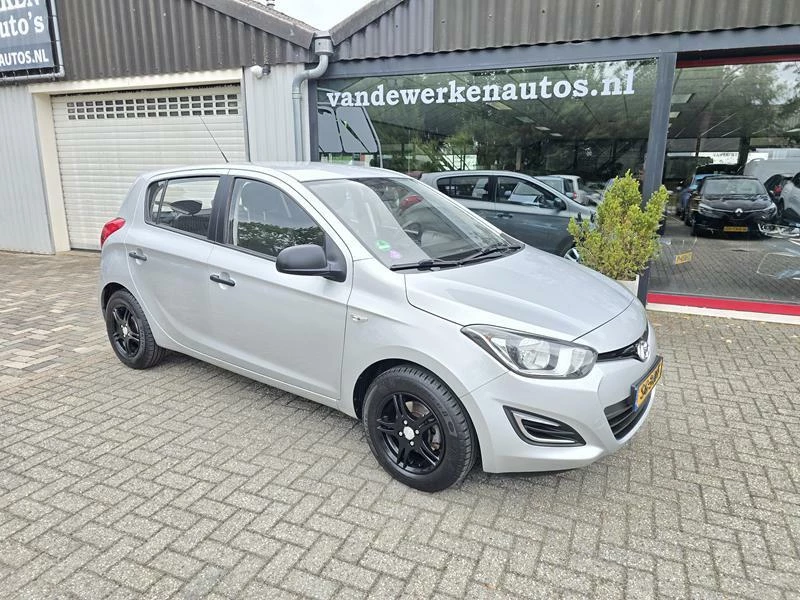 Hoofdafbeelding Hyundai i20