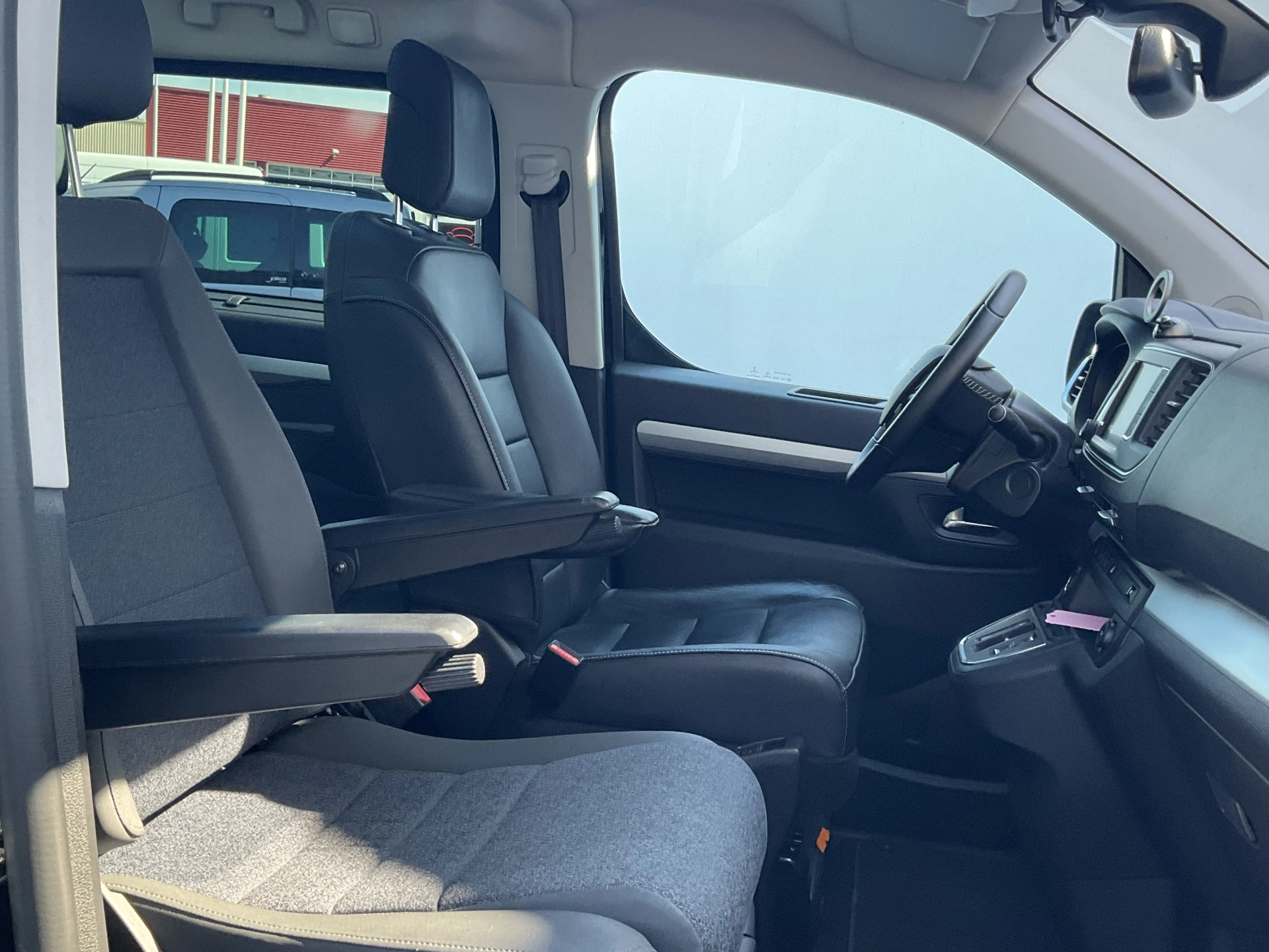 Hoofdafbeelding Opel Zafira e-Life
