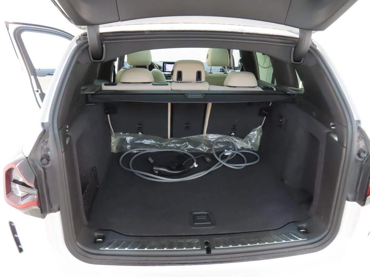 Hoofdafbeelding BMW iX3