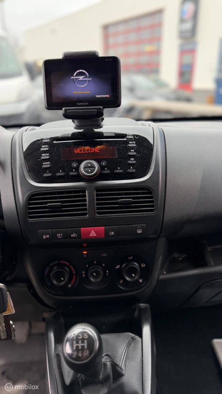 Hoofdafbeelding Opel Combo