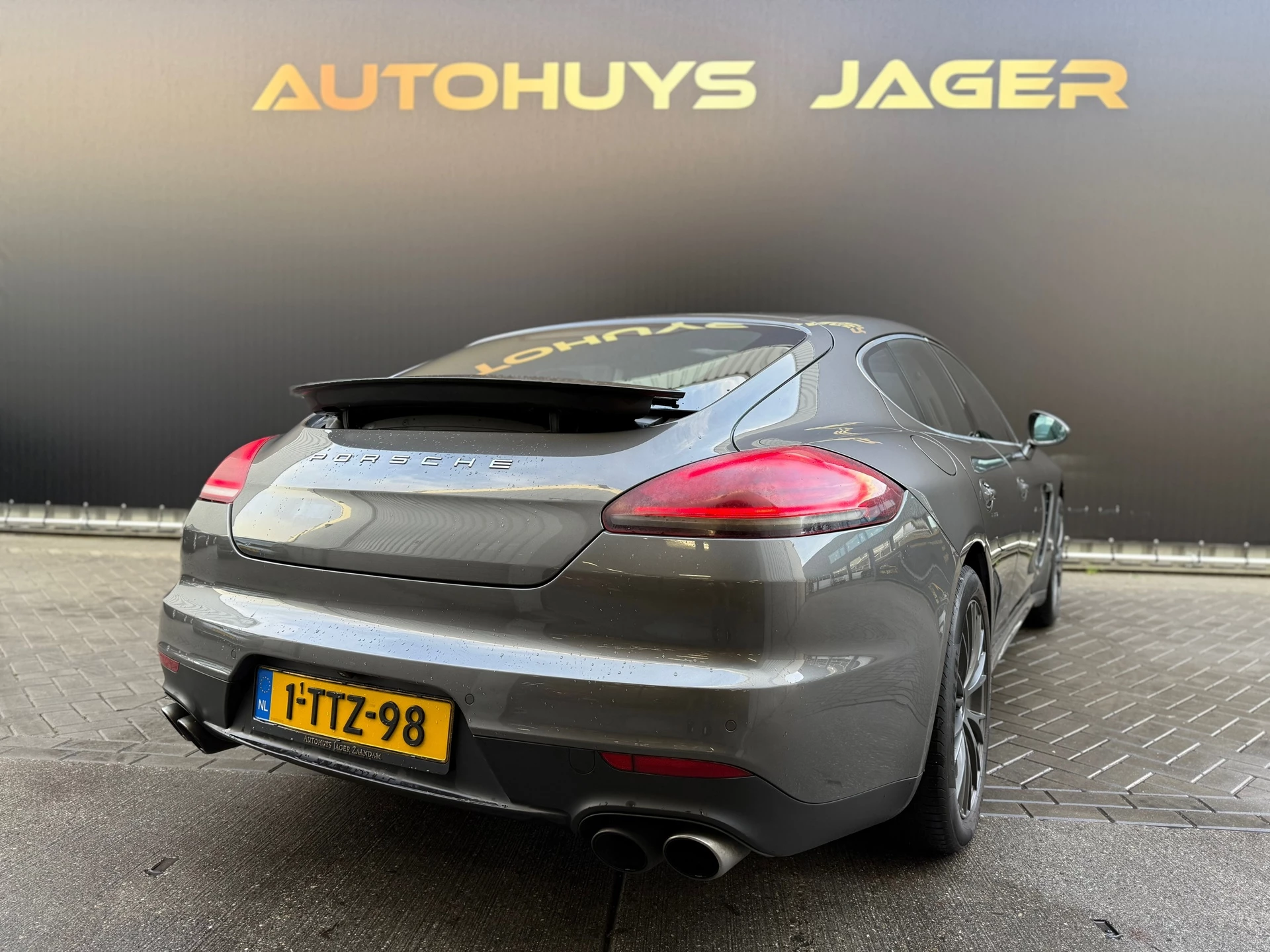 Hoofdafbeelding Porsche Panamera