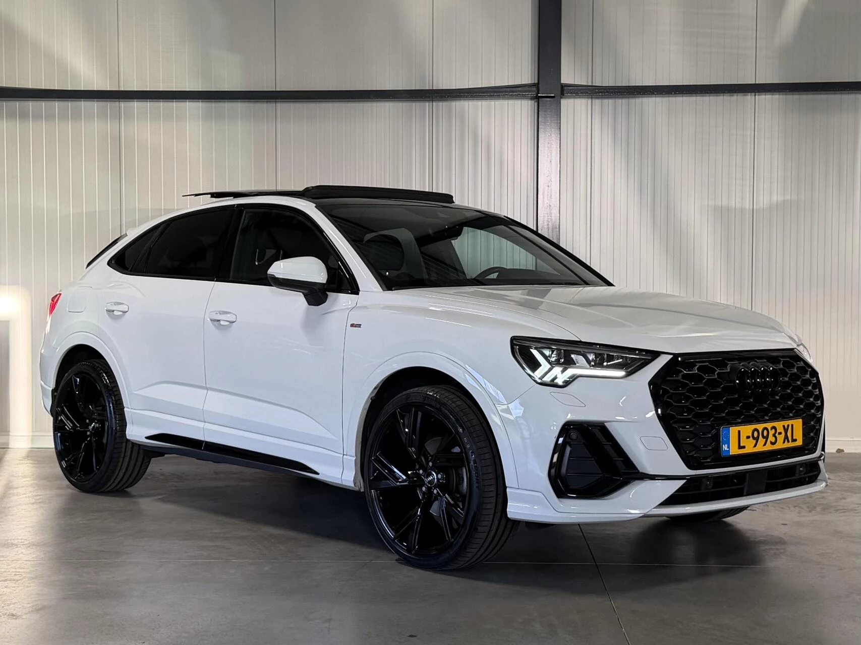 Hoofdafbeelding Audi Q3