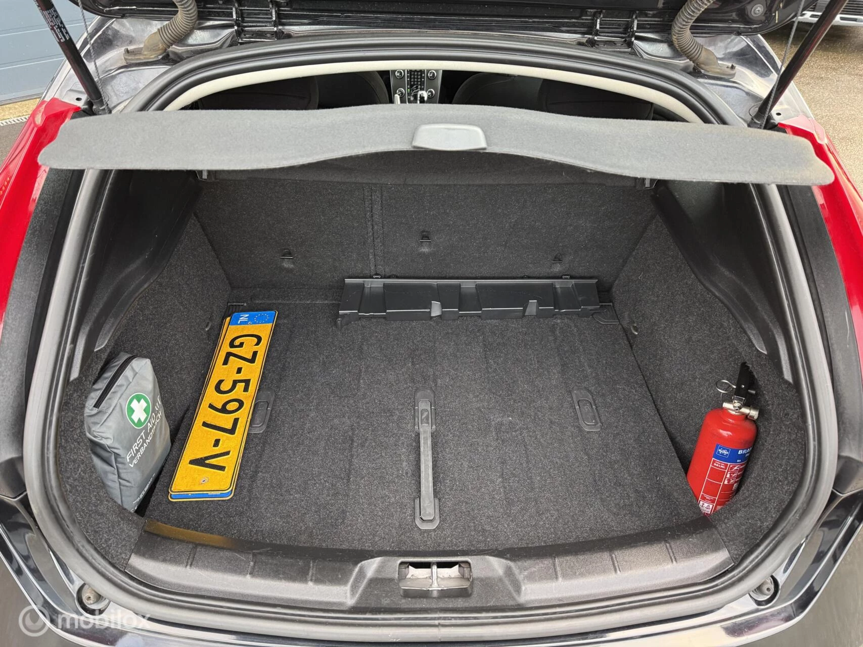 Hoofdafbeelding Volvo V40