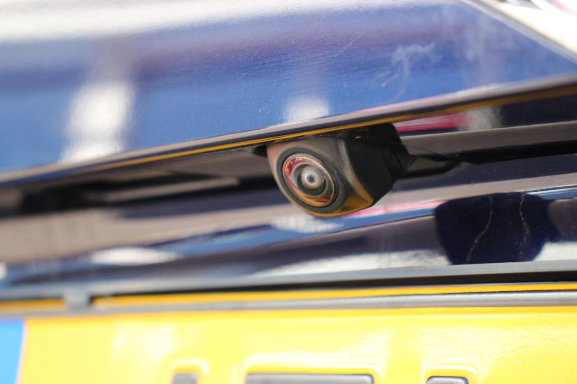 Hoofdafbeelding Suzuki Across