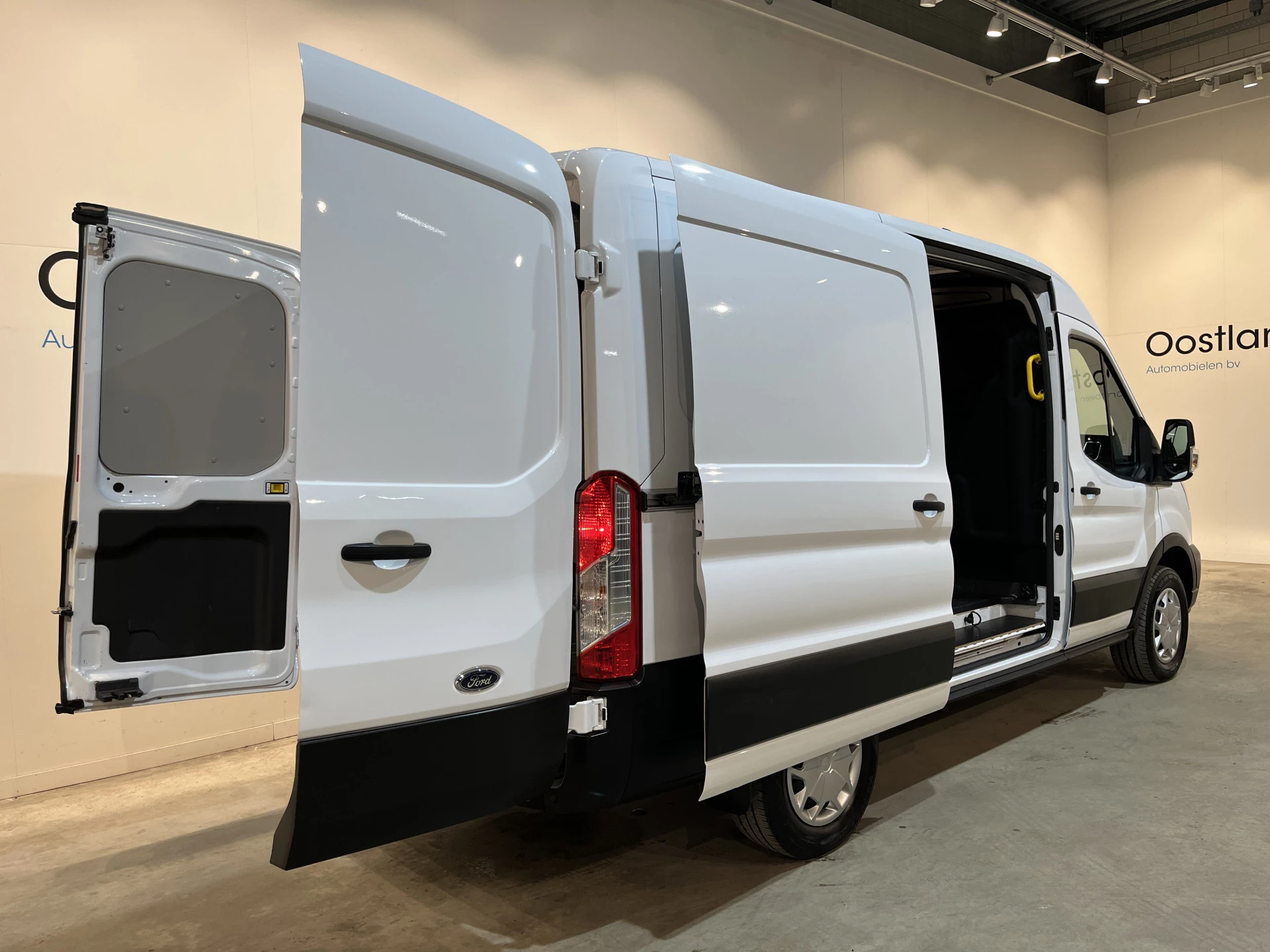 Hoofdafbeelding Ford E-Transit