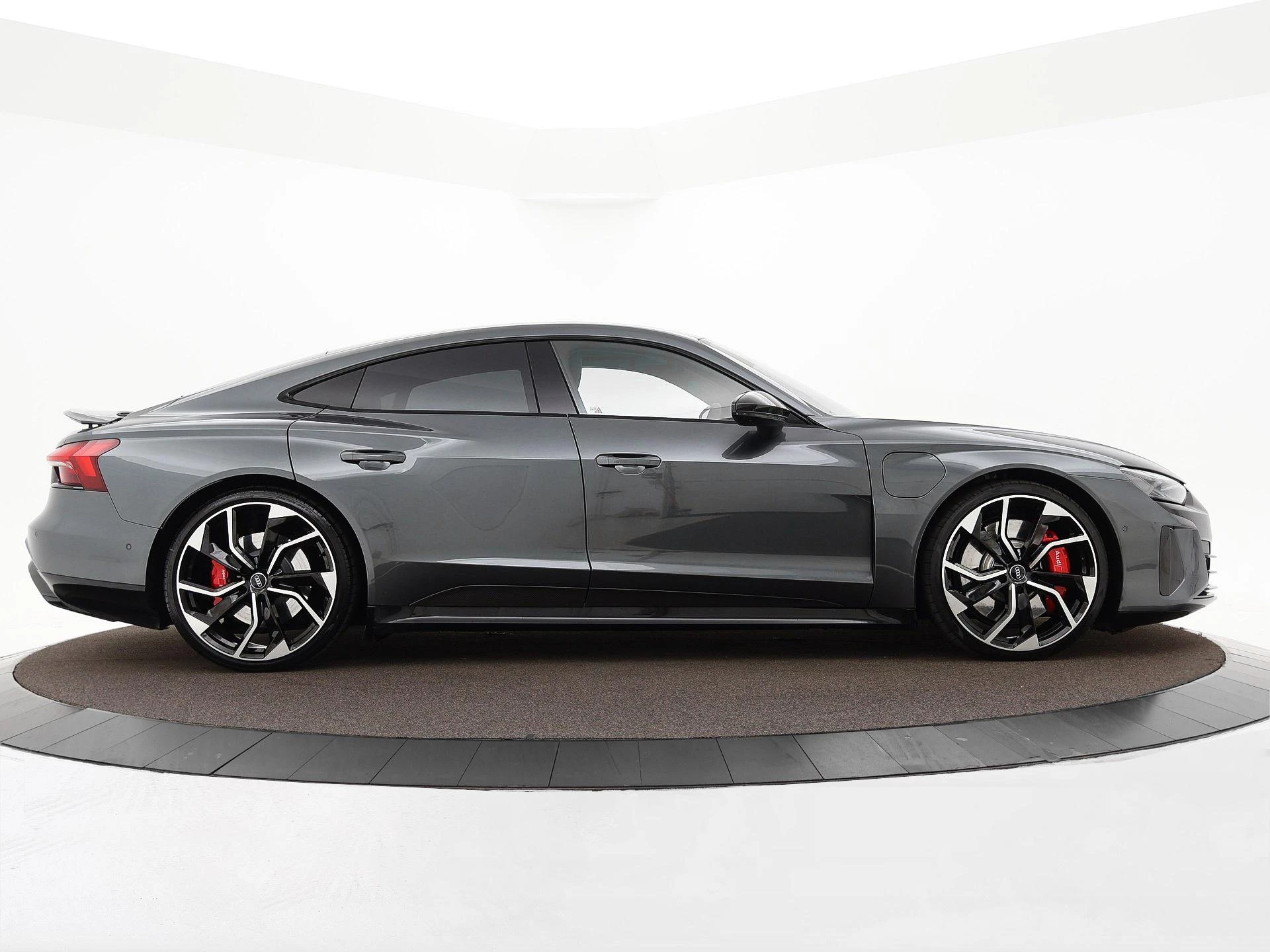 Hoofdafbeelding Audi e-tron GT