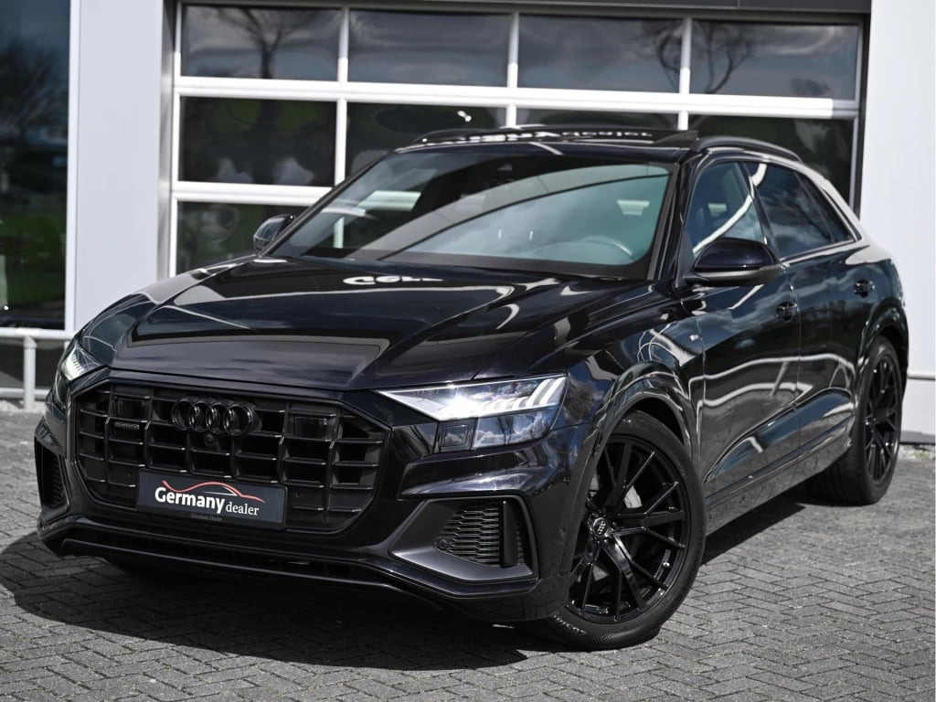 Hoofdafbeelding Audi Q8