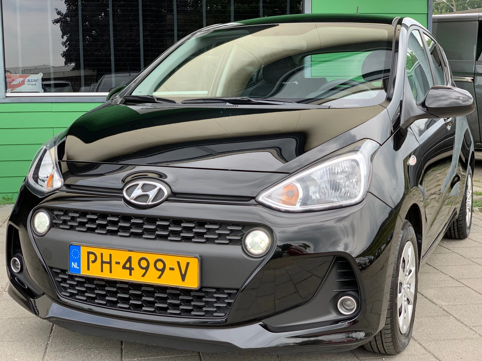 Hoofdafbeelding Hyundai i10