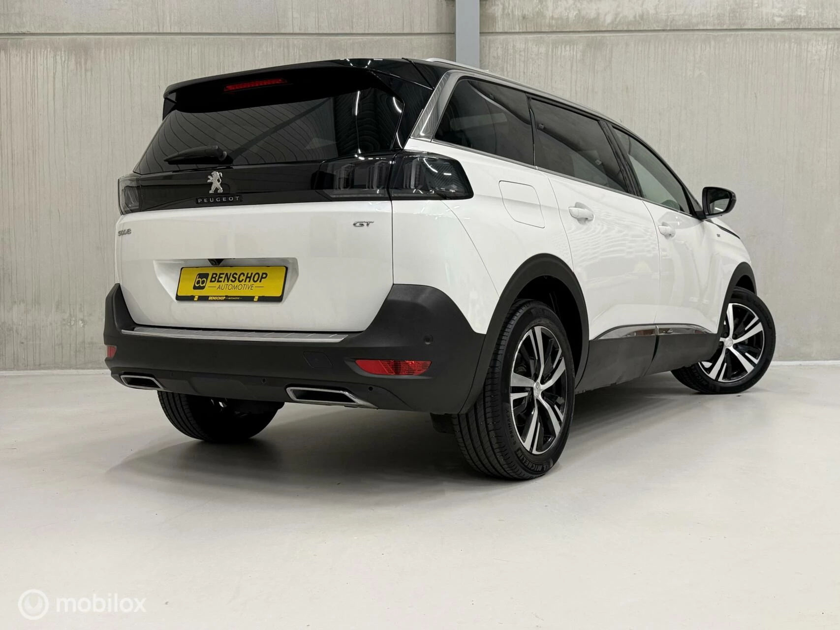 Hoofdafbeelding Peugeot 5008
