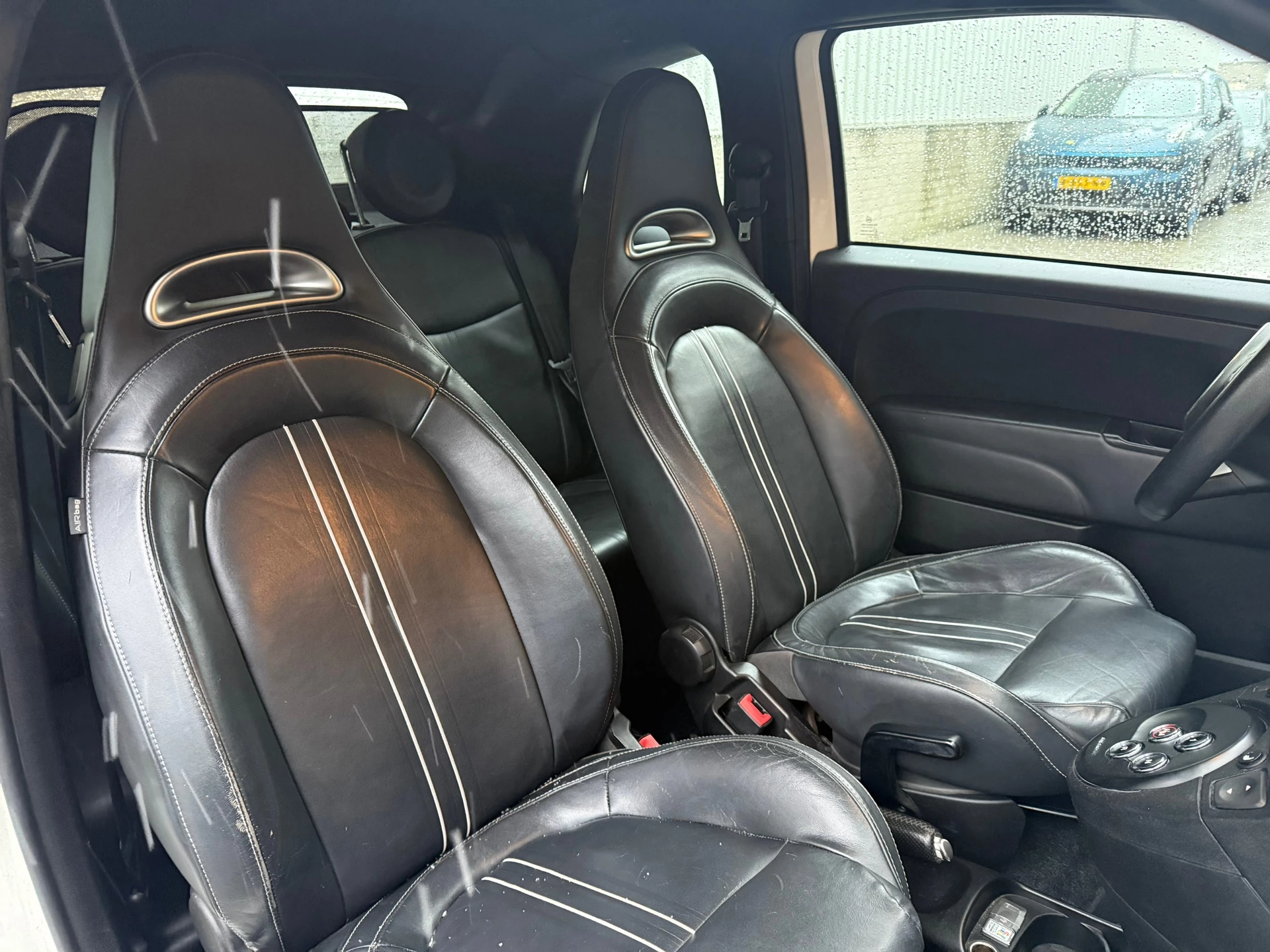 Hoofdafbeelding Fiat 500C